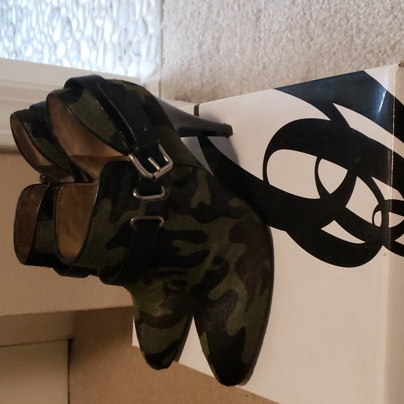 EUC! Nine West "Sappheir" boot 6 - Picture 9 of 11